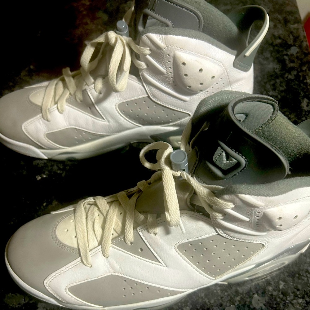 Jordan 6 Mens size 12 EUC